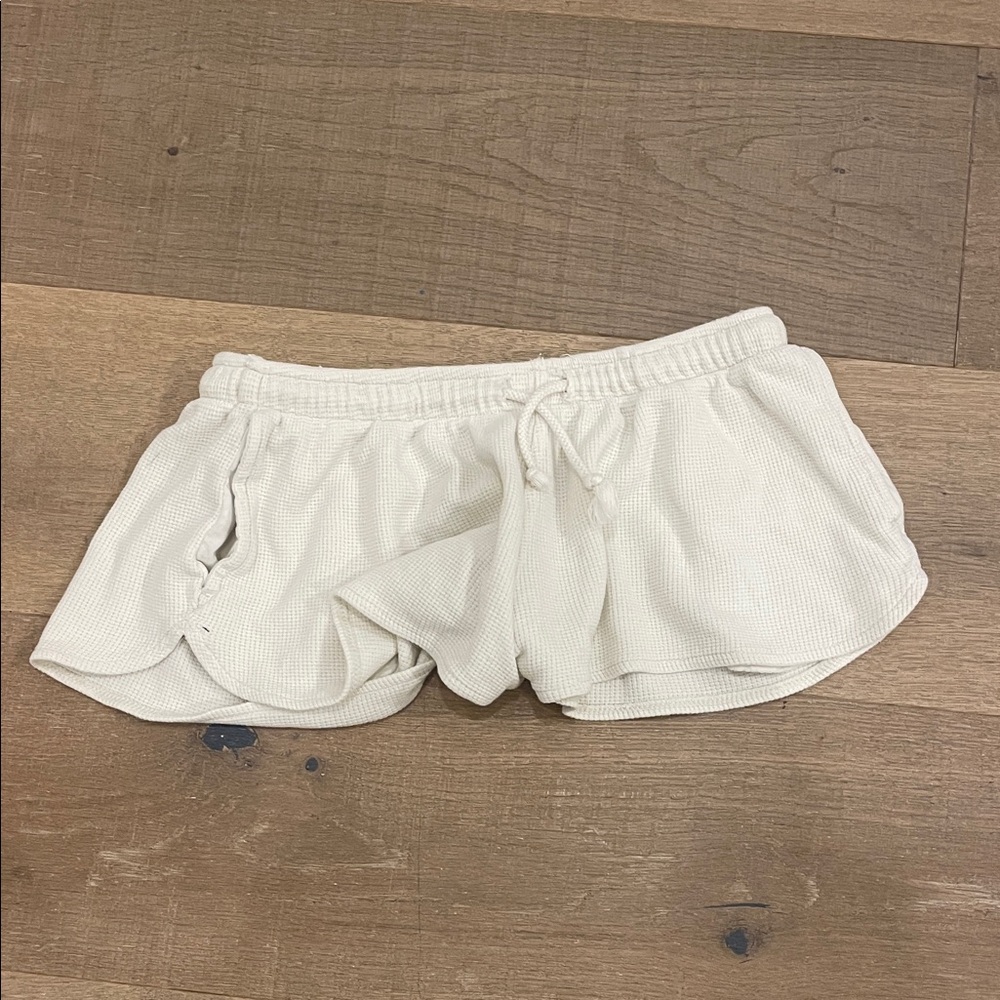 Brandy Melville Cream Shorts